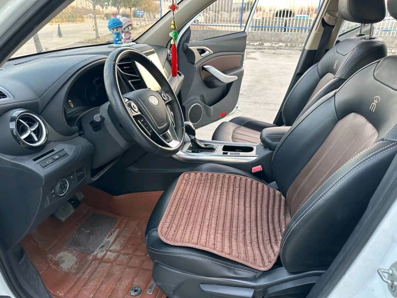 徐州17年比亚迪宋4