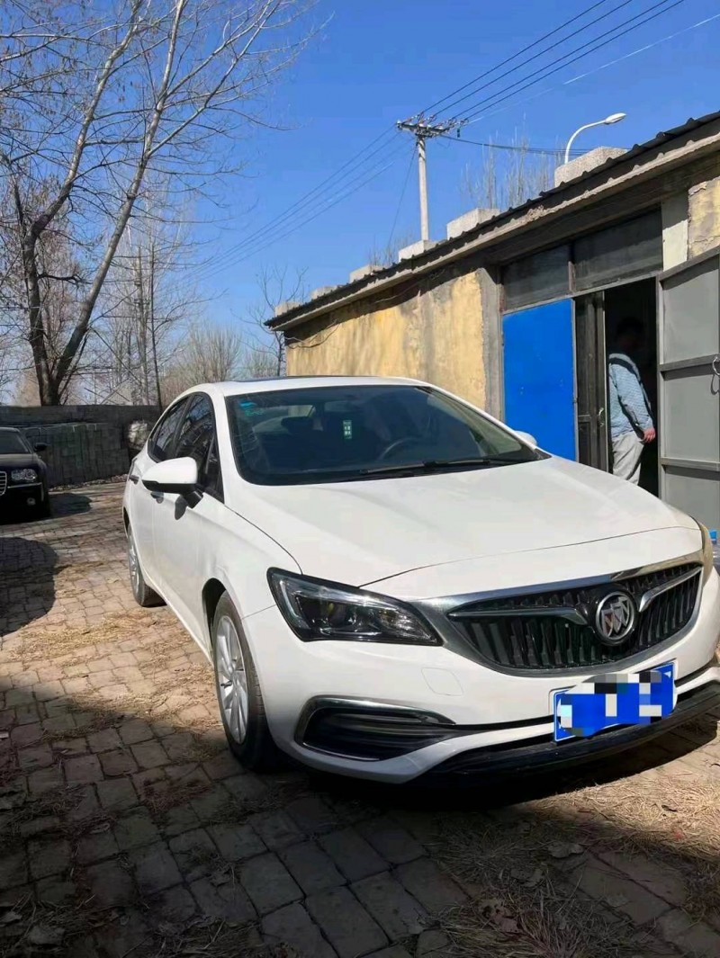 菏泽18年别克威朗2