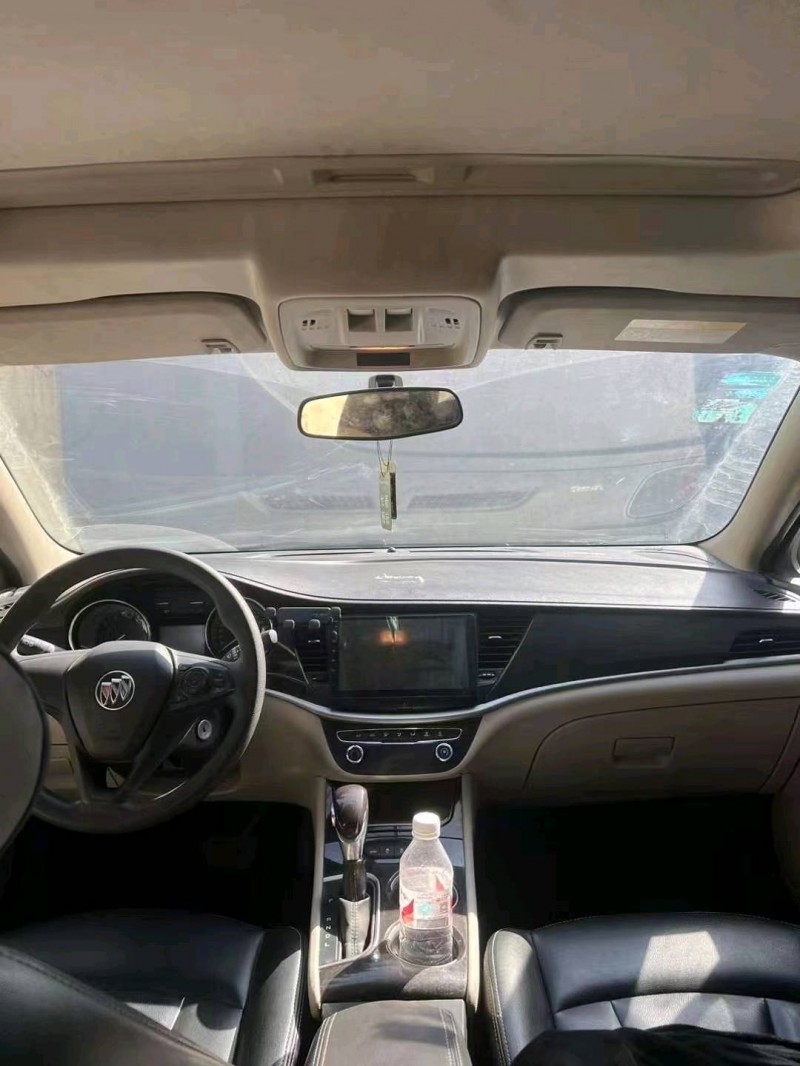 菏泽18年别克威朗6