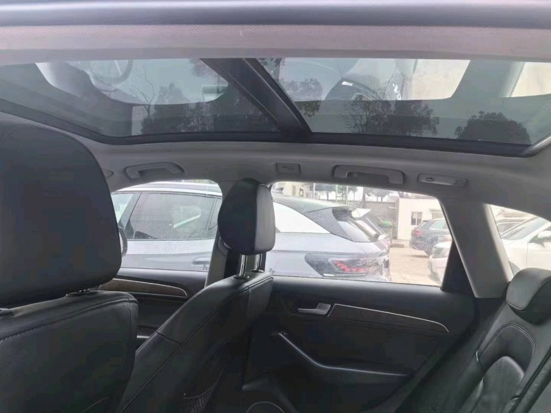 宜昌15年奥迪Q58