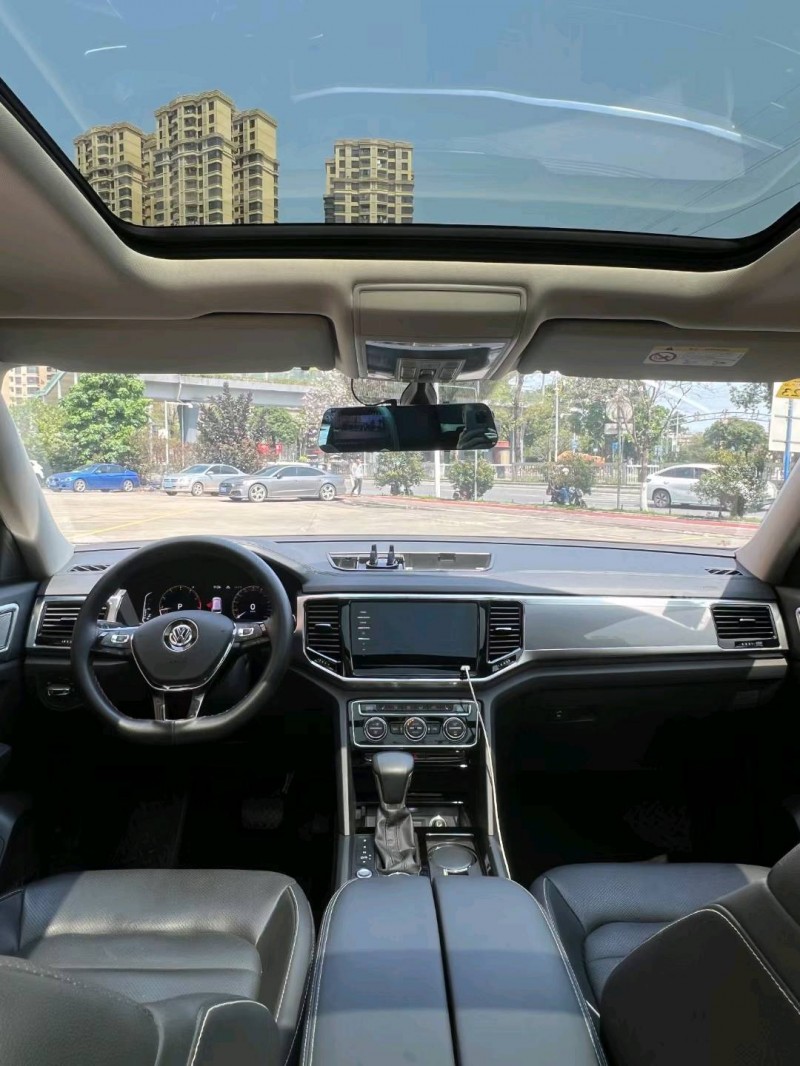 佛山21年大众途昂8