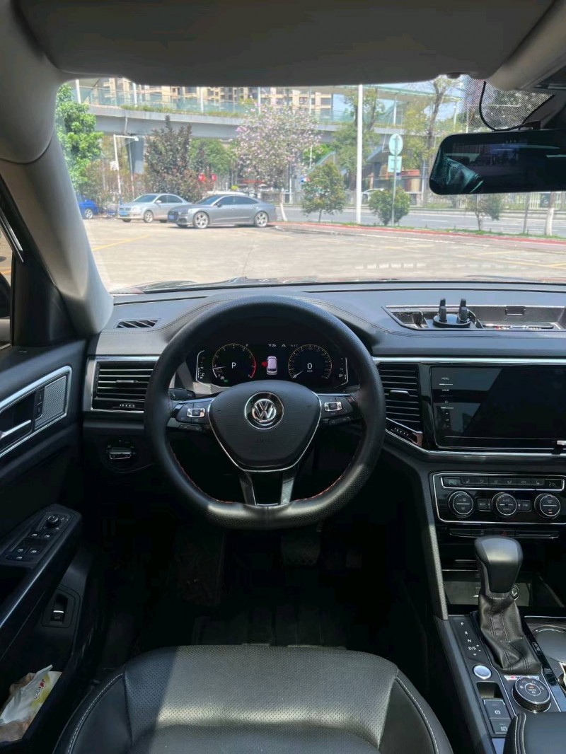 佛山21年大众途昂9