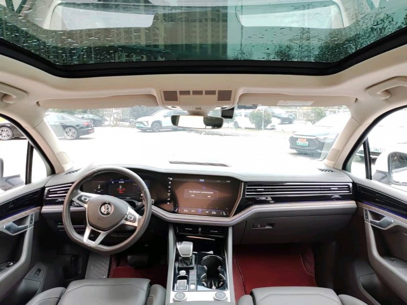 佛山19年大众途岳7