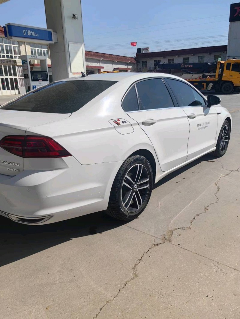 保定19年大众凌渡7