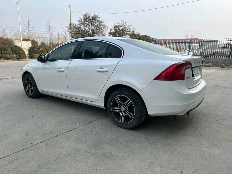 徐州16年沃尔沃S60L7