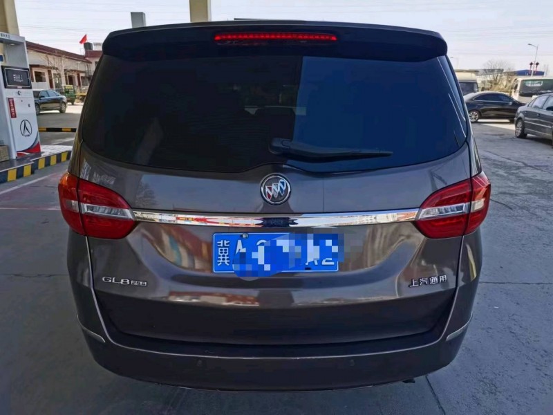 保定18年别克GL89