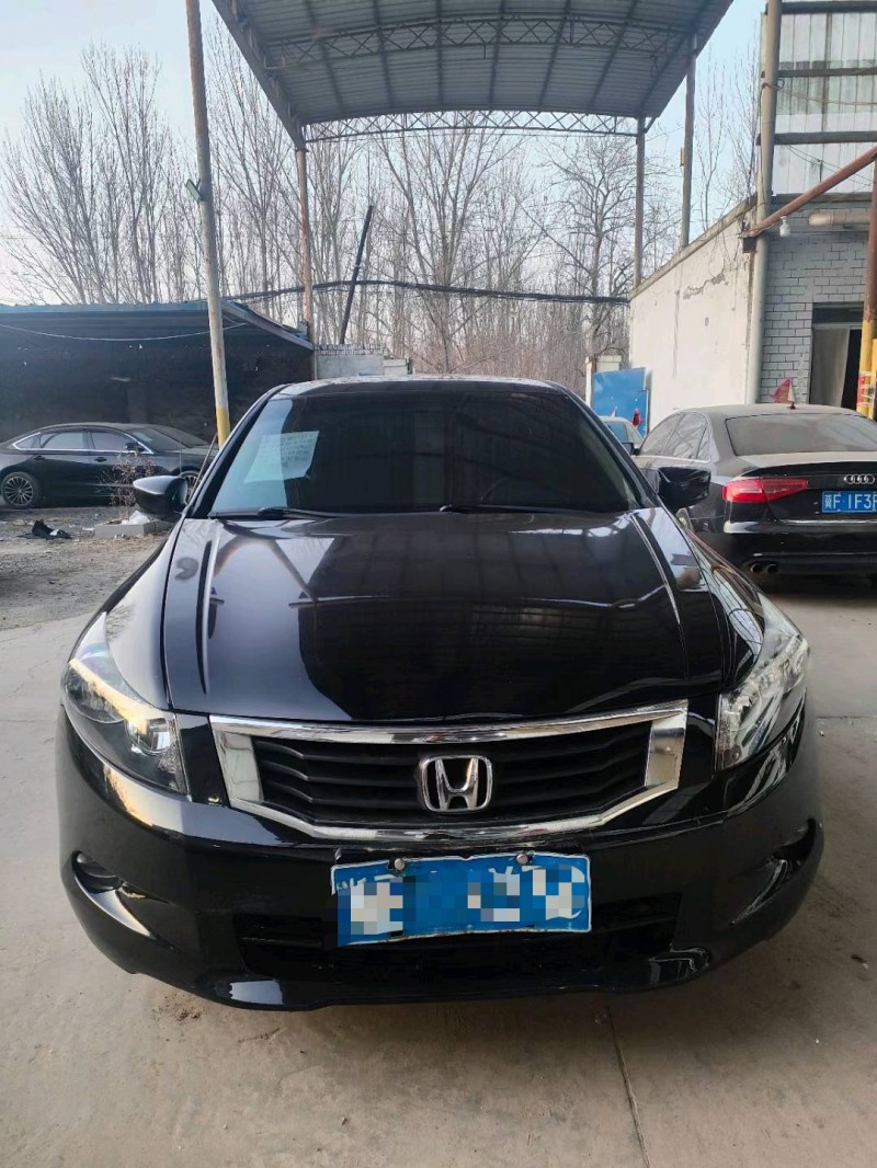 保定09年本田雅阁1