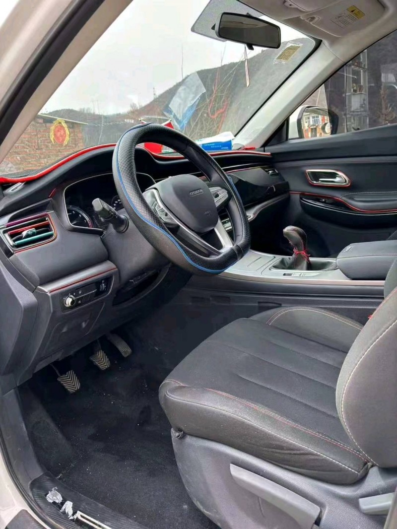 邯郸21年长安汽车欧尚8