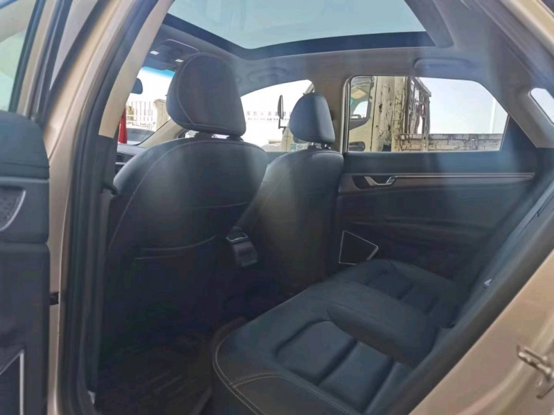 保定17年吉利帝豪GS7