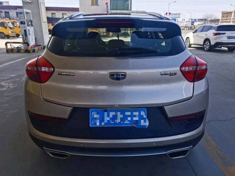 保定17年吉利帝豪GS9