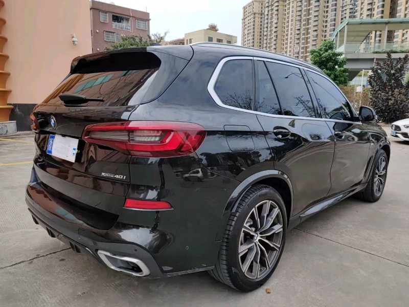 广州21年宝马X56