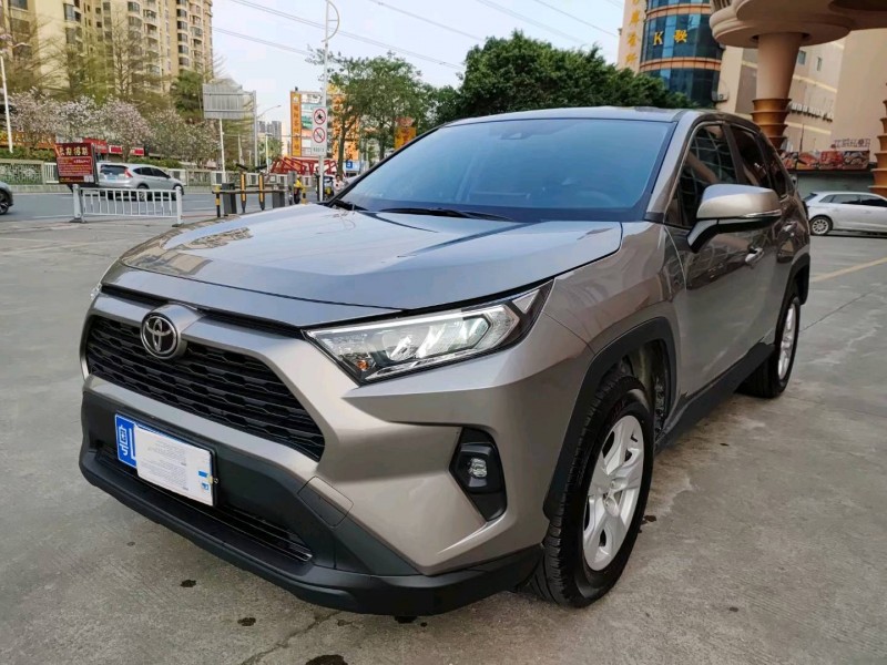 佛山23年丰田RAV43