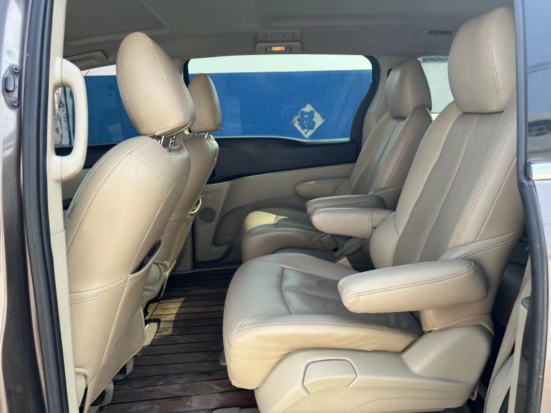 青岛18年别克GL86