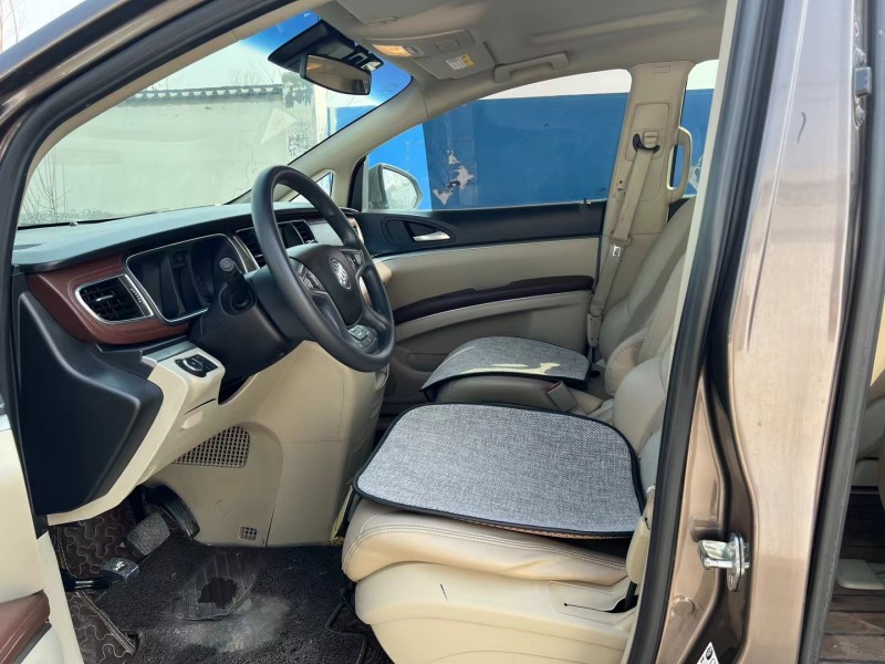 青岛18年别克GL87