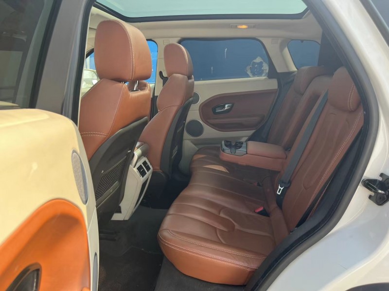 青岛12年路虎极光6