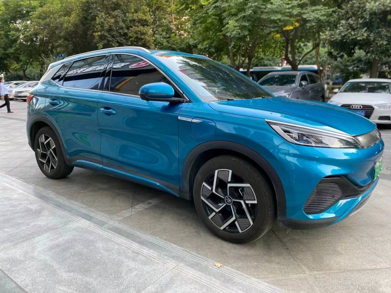 枣庄22年比亚迪元2