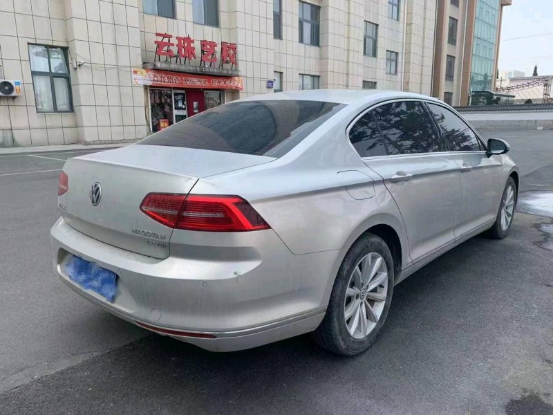 东营17年大众迈腾4