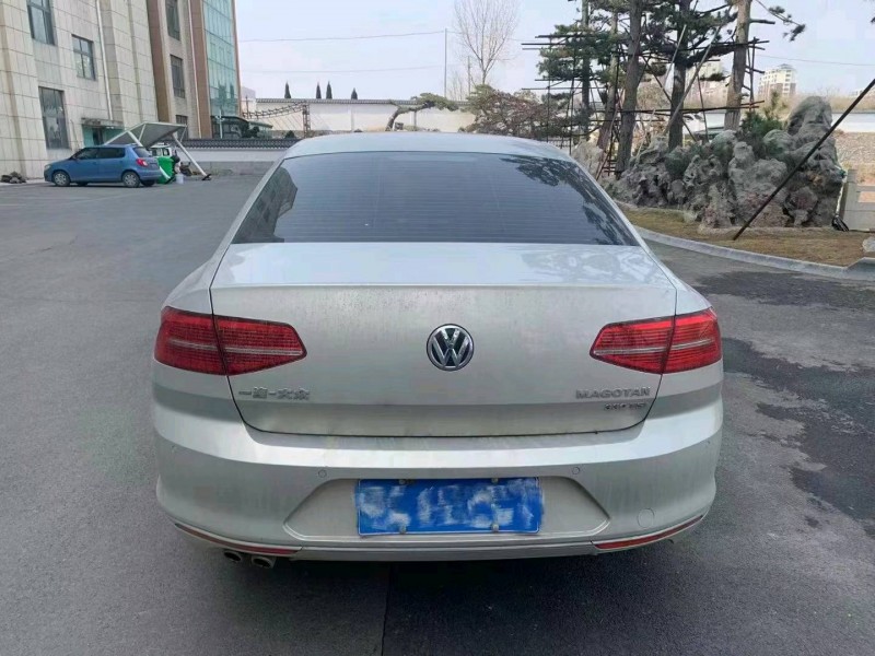 东营17年大众迈腾9