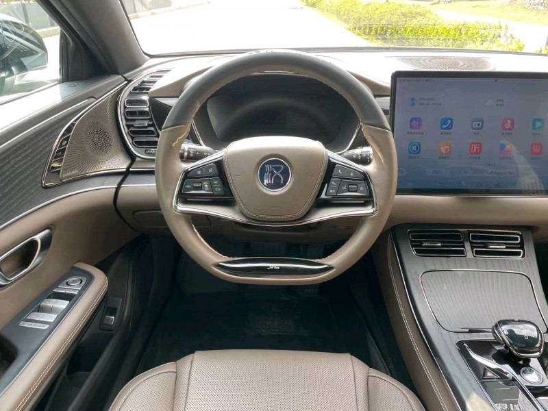 汕头22年比亚迪汉DM3