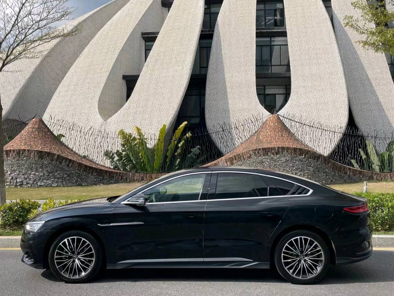 汕头22年比亚迪汉DM5