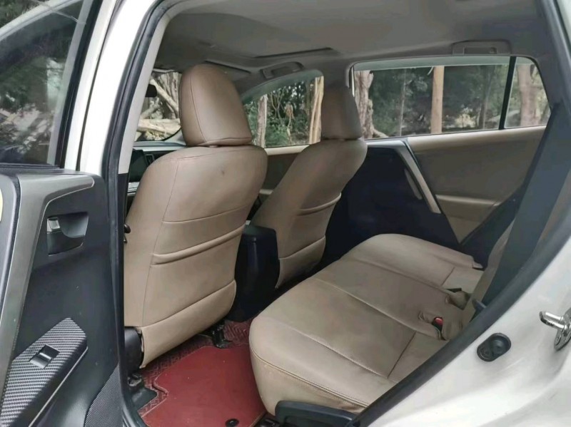 珠海16年丰田RAV4荣放6