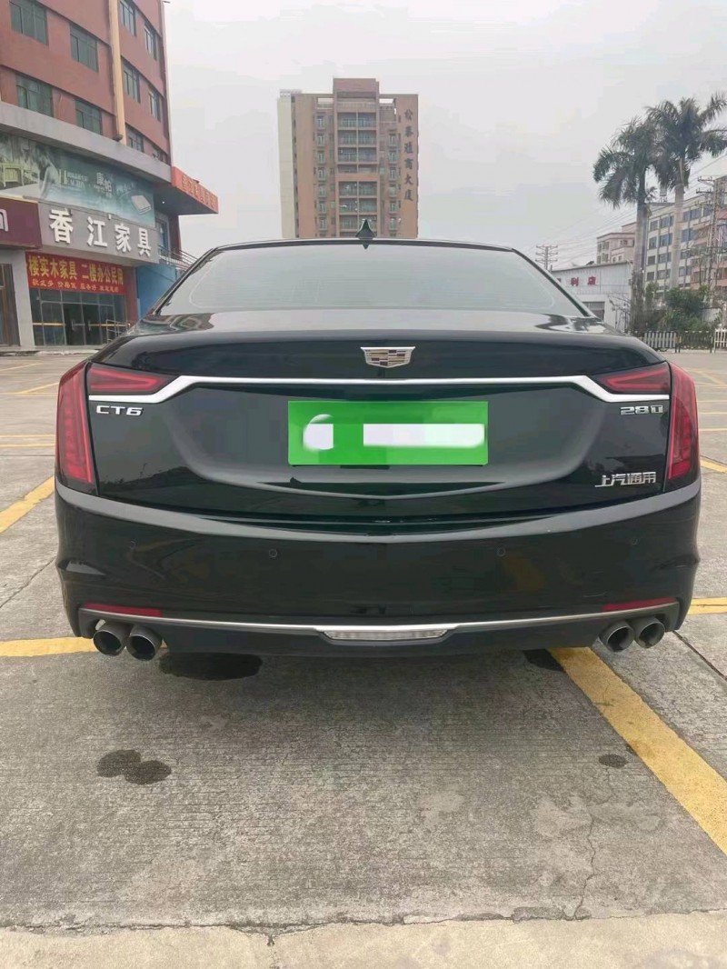 汕头20年凯迪拉克CT67