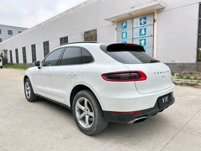 盐城17年保时捷Macan9