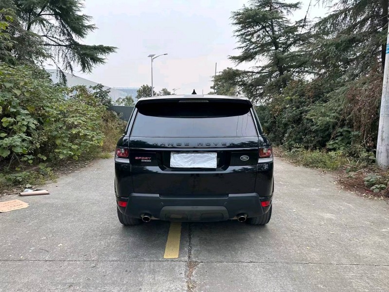 徐州17年路虎揽胜运动9