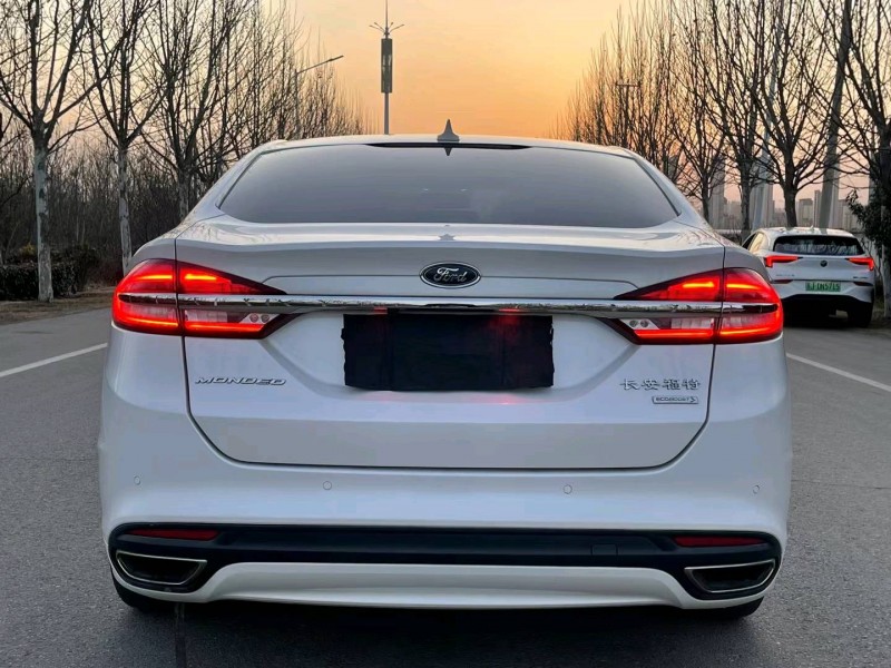 徐州18年福特蒙迪欧9