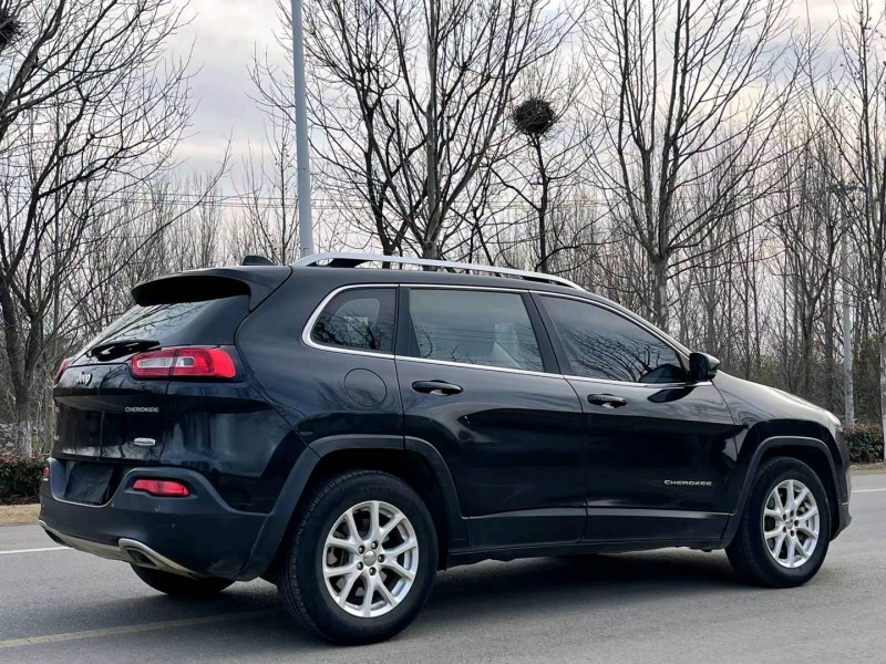 徐州16年Jeep自由光4