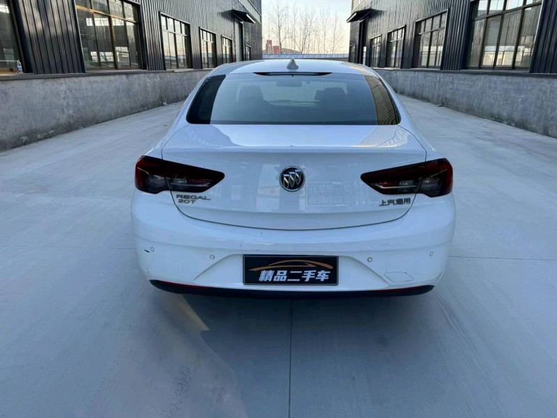 徐州19年别克君威6