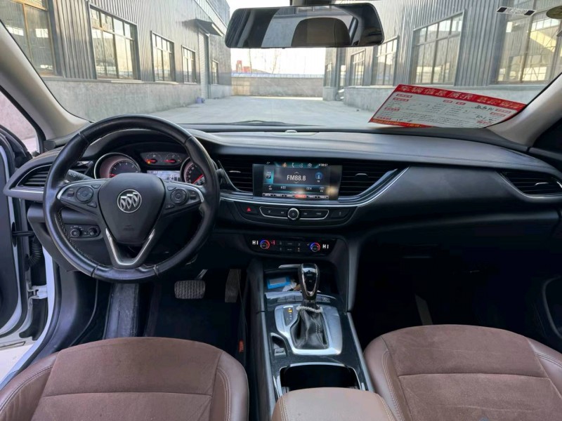 徐州19年别克君威9