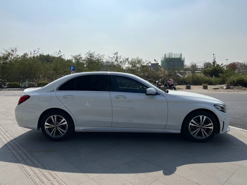 东莞20年奔驰C8