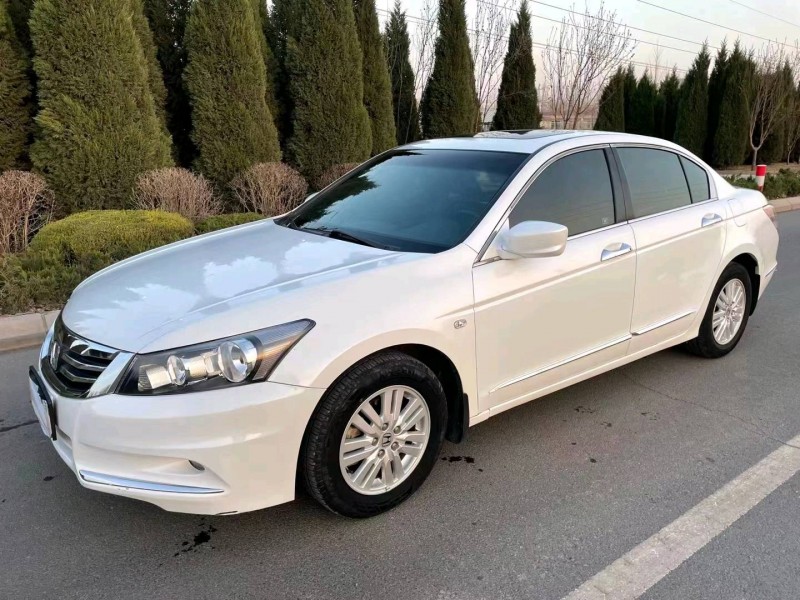 枣庄13年本田雅阁3