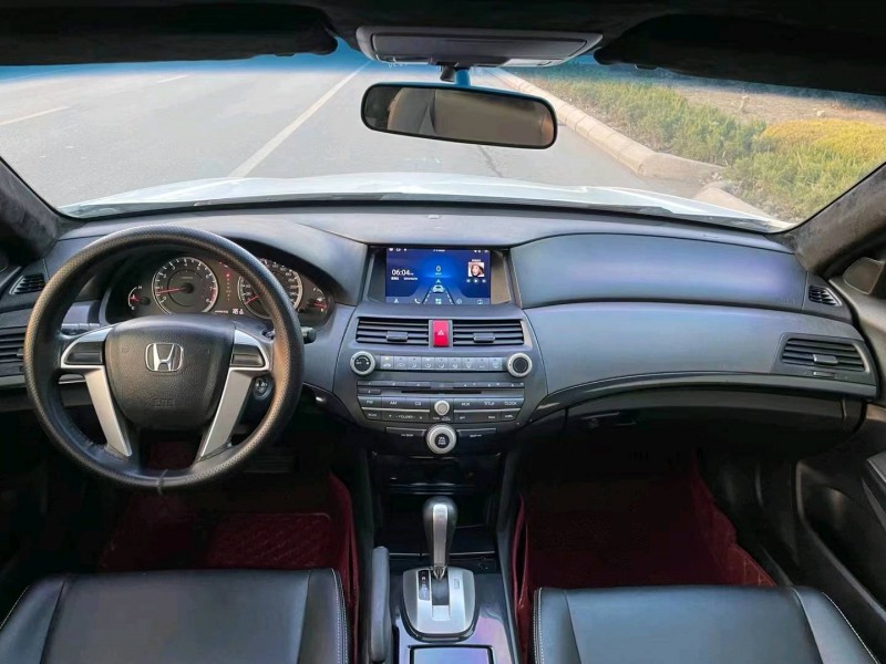 枣庄13年本田雅阁8