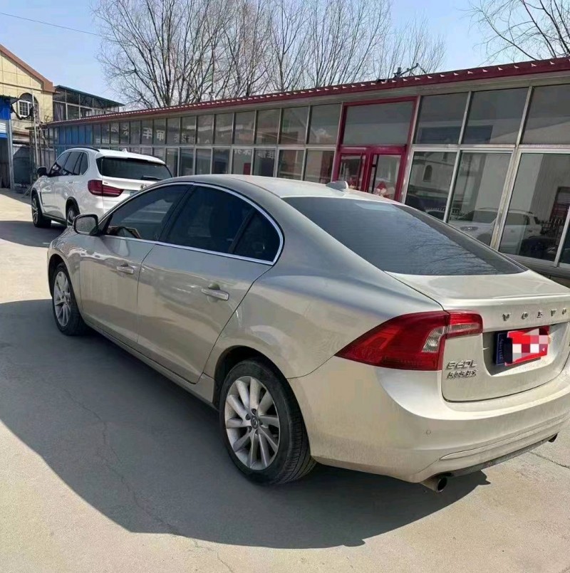 枣庄17年沃尔沃S60L8
