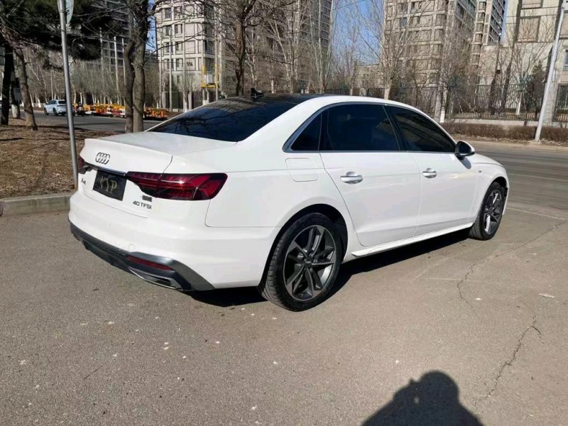 沈陽21年奧迪A4L7