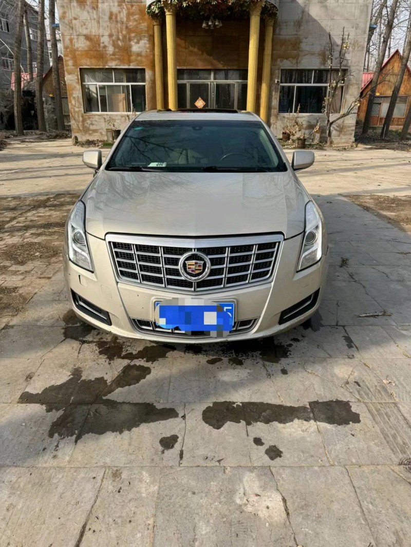 东营13年凯迪拉克XTS1