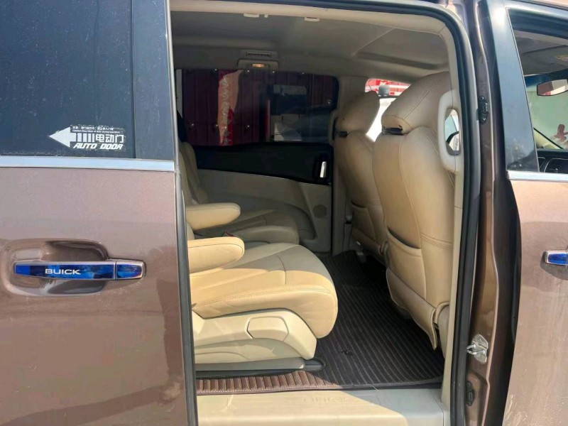 枣庄19年别克GL89