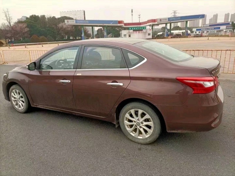 常州18年日產軒逸7