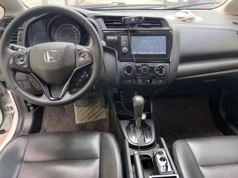 珠海19年本田飞度5