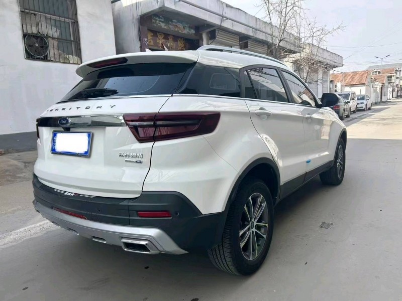 东营21年福特领界7