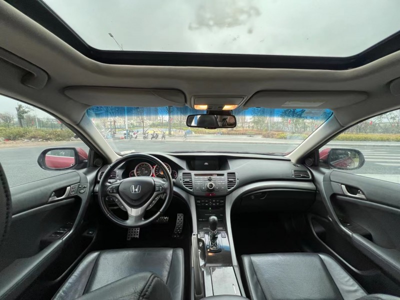 东莞11年本田思铂睿5