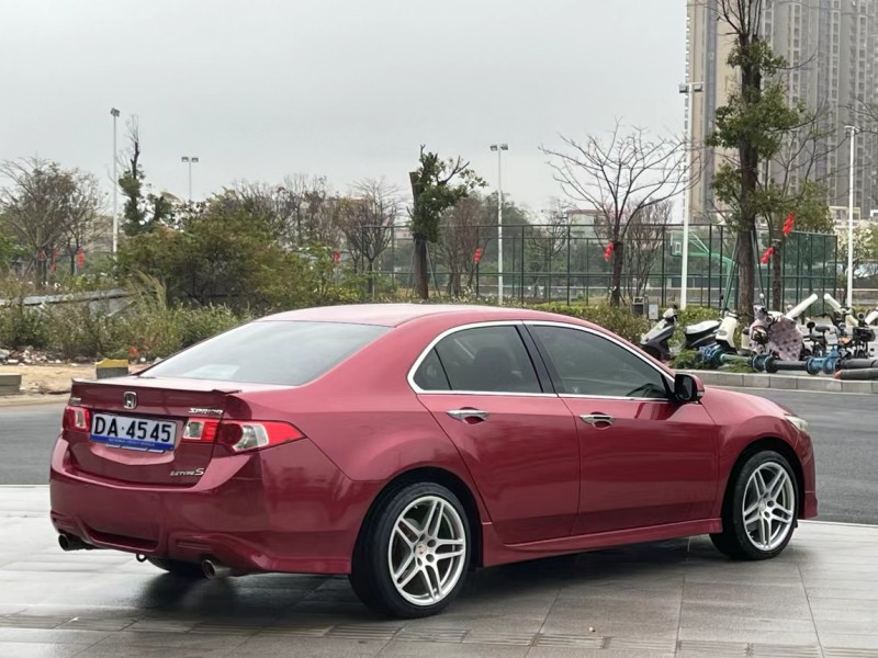 东莞11年本田思铂睿7