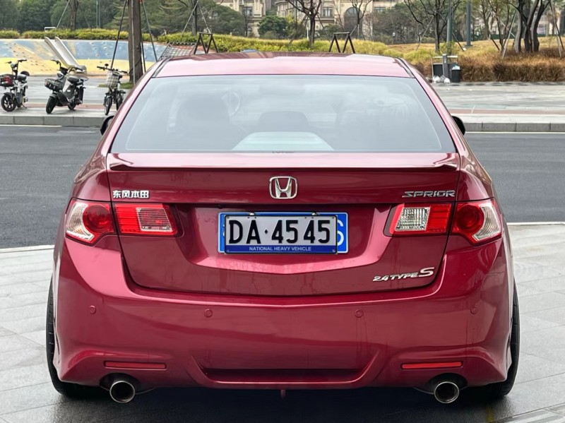 东莞11年本田思铂睿9