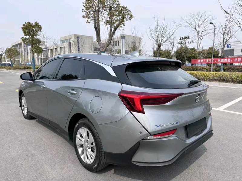 盐城23年别克微蓝8