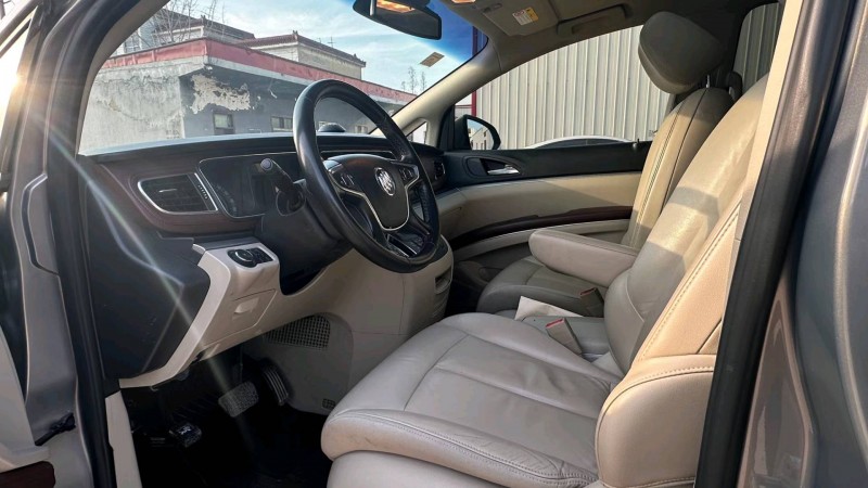 徐州19年别克GL86