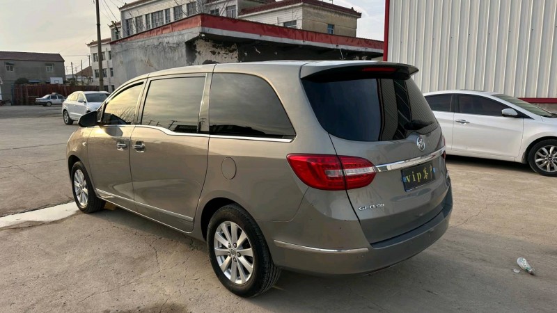 徐州19年别克GL87