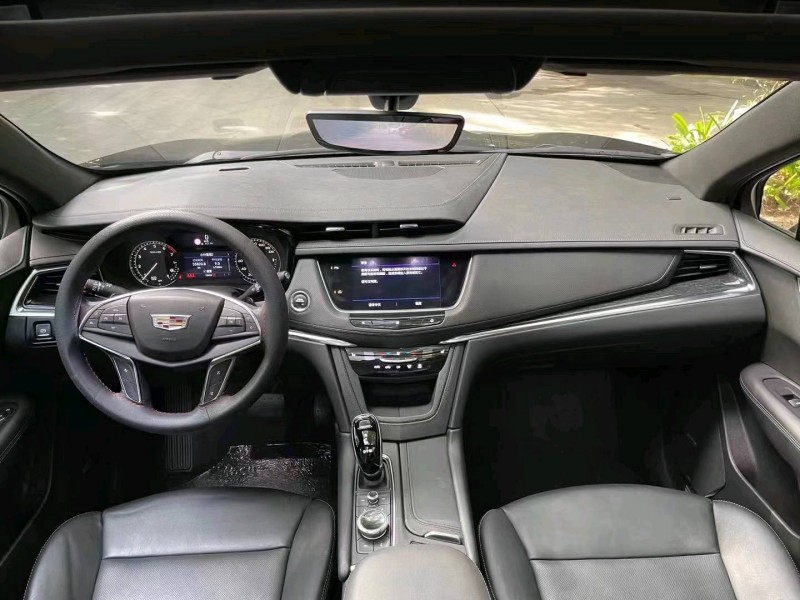 三明20年凱迪拉克XT56