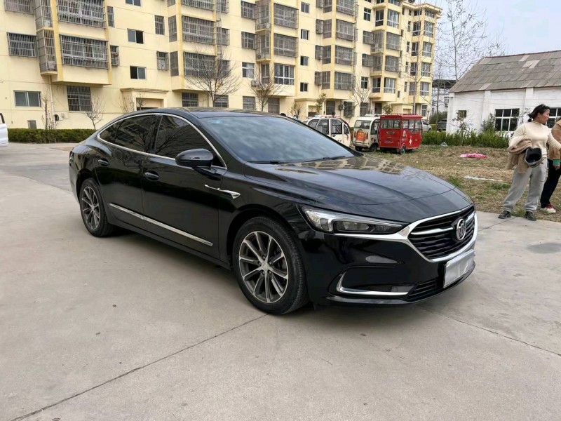 徐州20年别克君越2